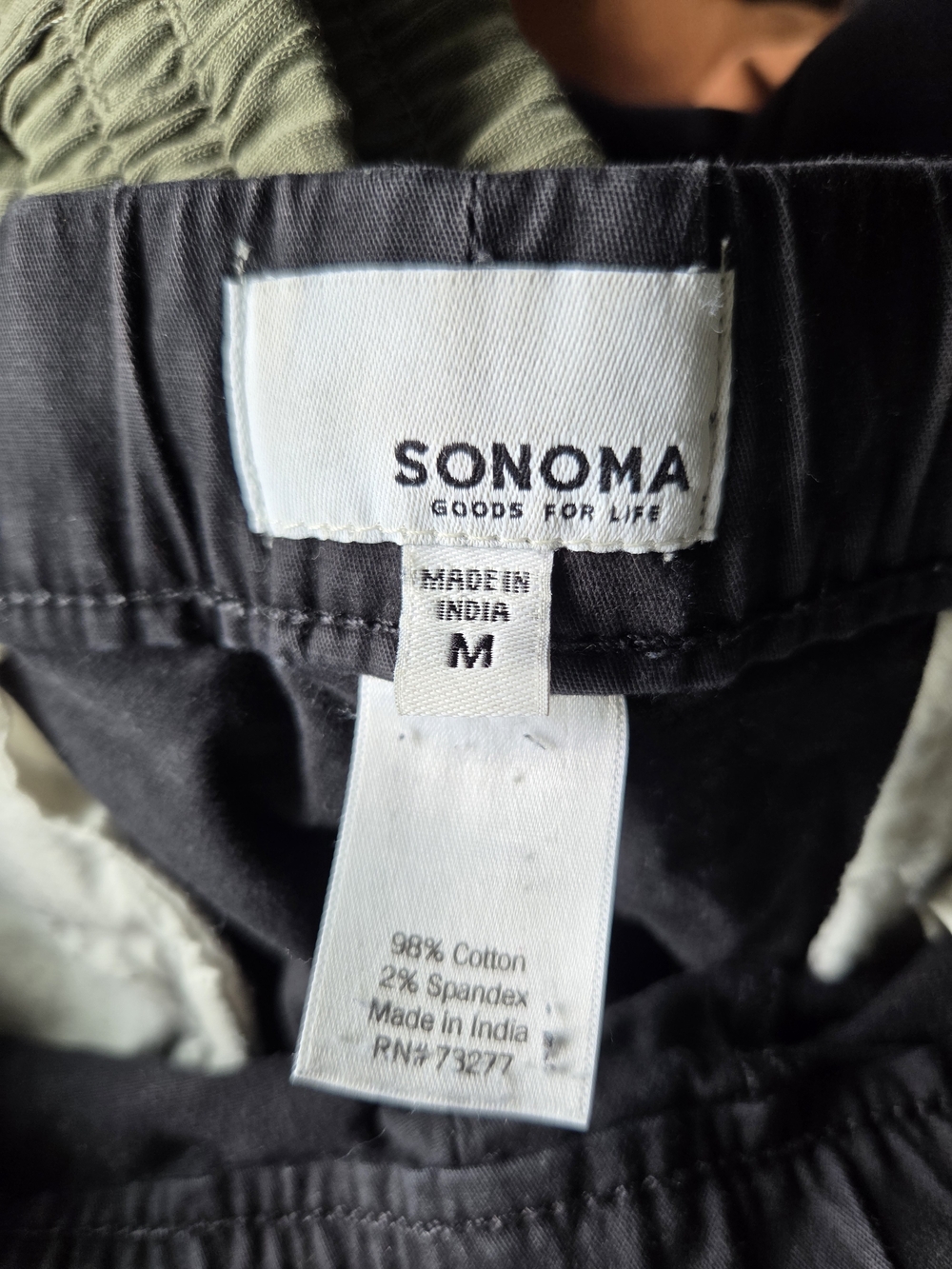 Black Jogger Cargo Pants - Casual Utility Style - Picture 3 of 3